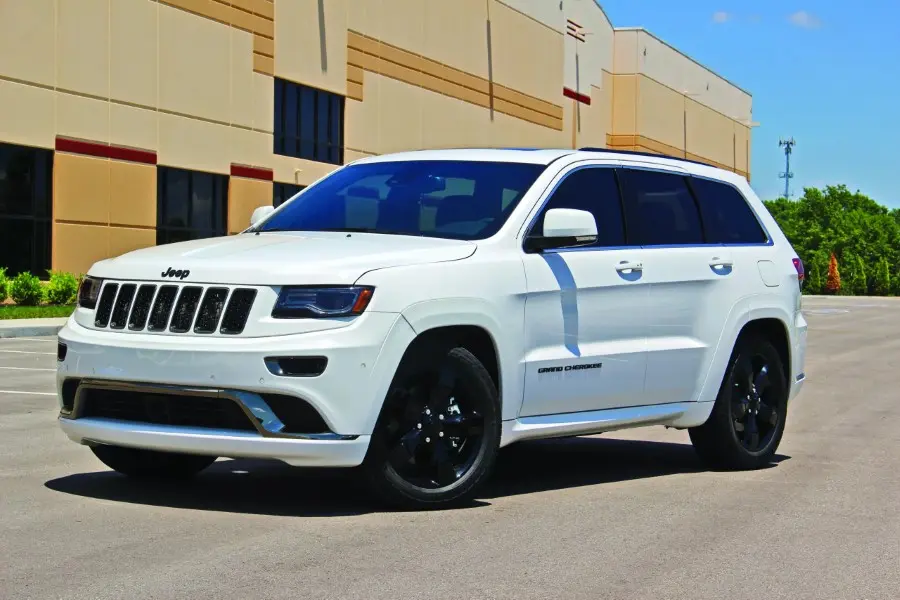 2015_Jeep_GrandCherokee_57L-2-scaled.webp