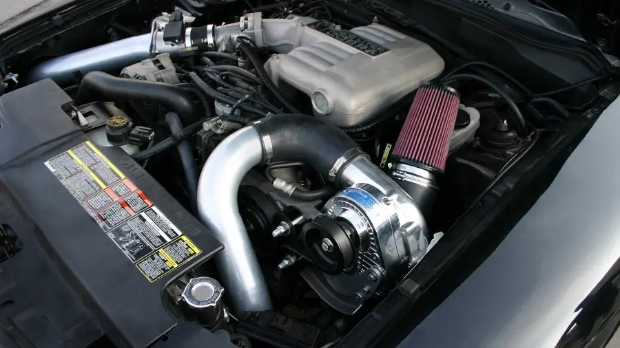 1995_mustang_gt_cobra_supercharger_kit.webp