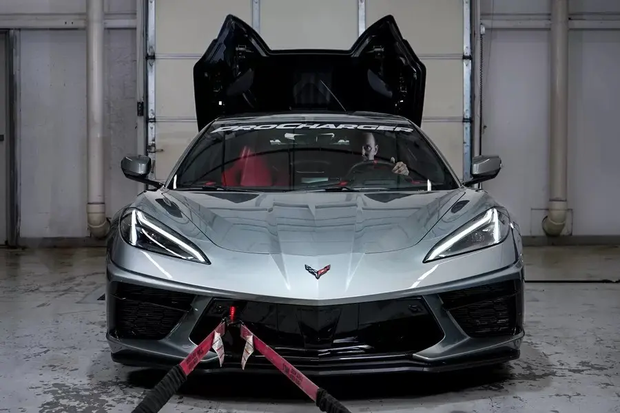 C8-Vert-On-Dyno-Grey-jpg.webp